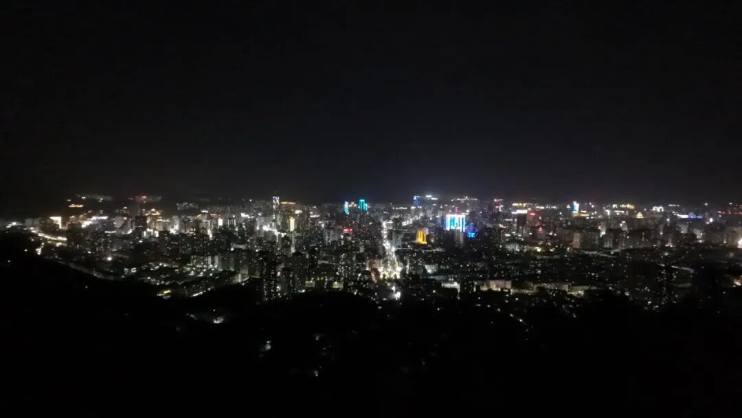 爬山 爬山