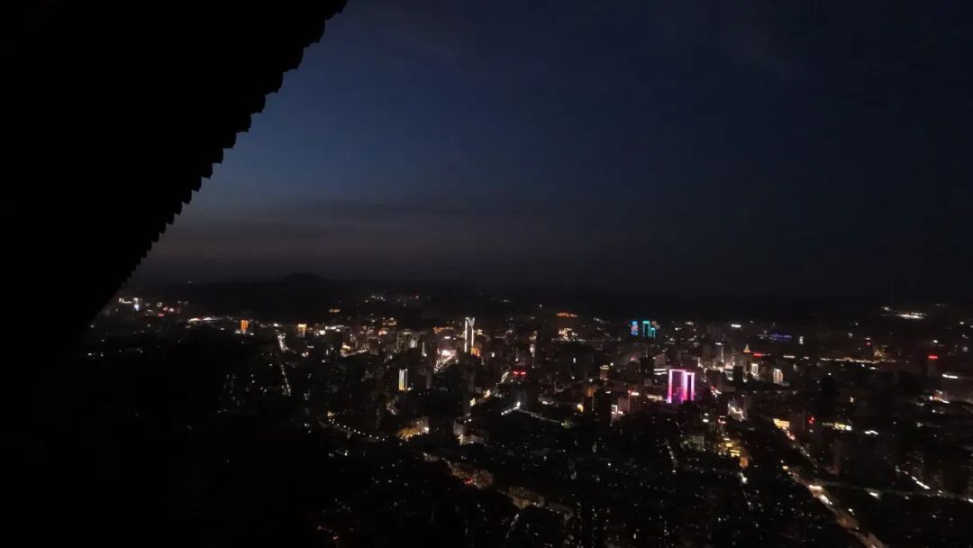 爬山 爬山